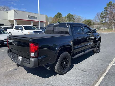 Used 2022 Toyota Tacoma SR5 image 10