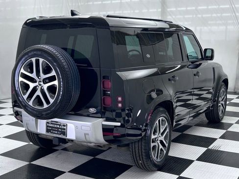 Used 2022 Land Rover Defender 110 XS Edition AWD/4WD image 7