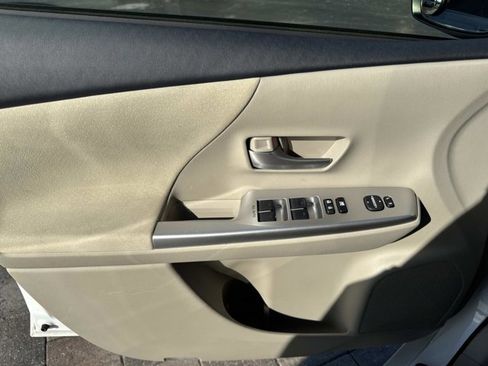 Used 2013 Toyota Prius V Three image 11