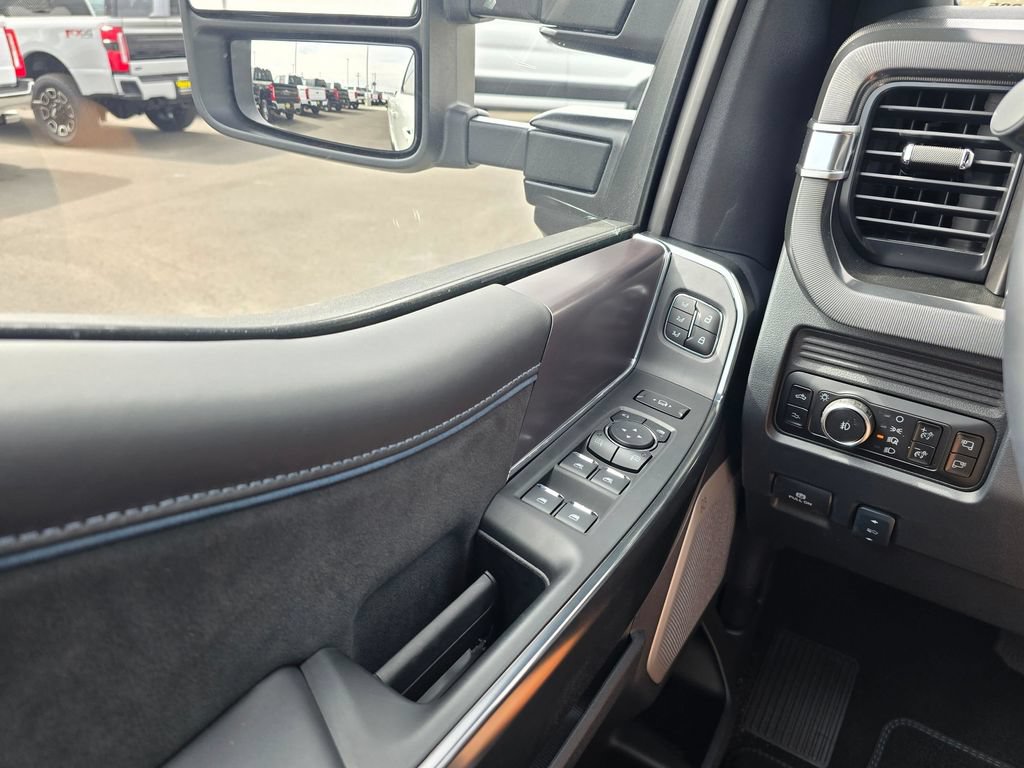 New 2026 Ford F350 Platinum w/ FX4 Off-Road Package AWD/4WD image 29