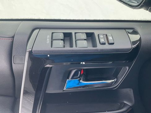 Used 2017 Toyota 4Runner TRD Off-Road Premium image 17