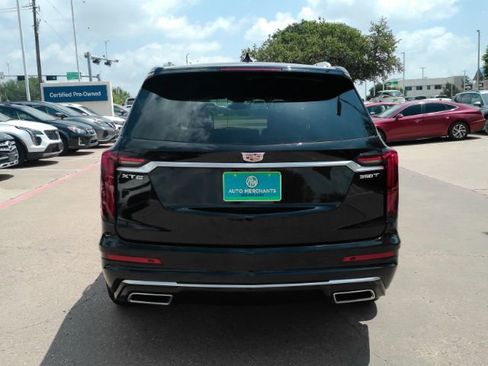 Used 2025 Cadillac XT6 Luxury FWD image 7