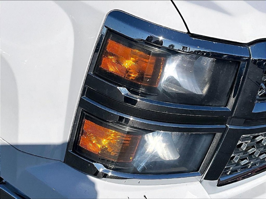 Used 2015 Chevrolet Silverado 1500 LT w/ LT Convenience Package AWD/4WD image 25