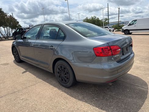 Used 2014 Volkswagen Jetta S FWD image 3
