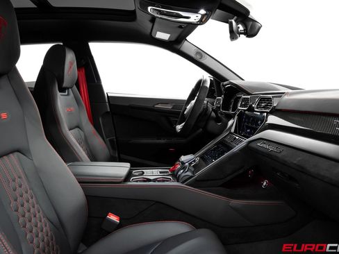 Used 2023 Lamborghini Urus Performante AWD/4WD image 41