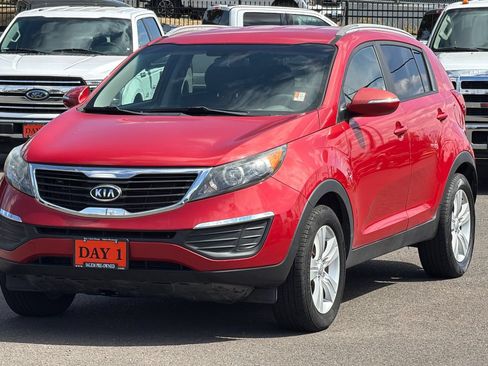 Used 2012 Kia Sportage LX w/ Navigation Pkg FWD image 9