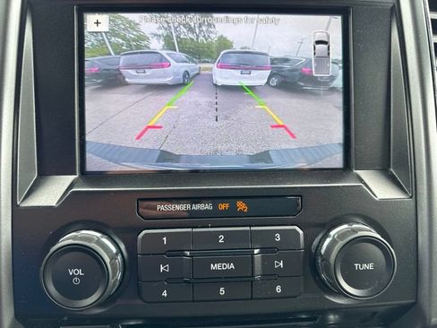 Used 2017 Ford F150 XLT w/ Equipment Group 302A Luxury AWD/4WD image 34