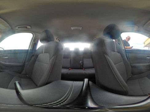 Used 2025 Nissan Sentra SV FWD image 40