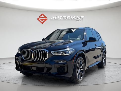 Used 2019 BMW X5 xDrive50i w/ M Sport Package AWD/4WD image 8