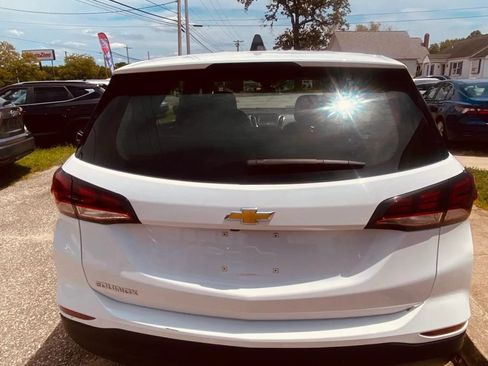 Used 2023 Chevrolet Equinox LS w/ Driver Confidence II Package FWD image 7