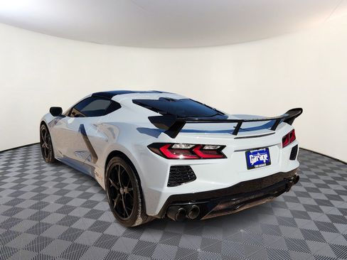 Used 2022 Chevrolet Corvette Stingray Premium Cpe w/ Z51 Performance Package image 3