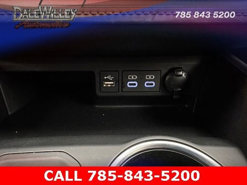 Used 2023 Toyota Highlander LE image 13