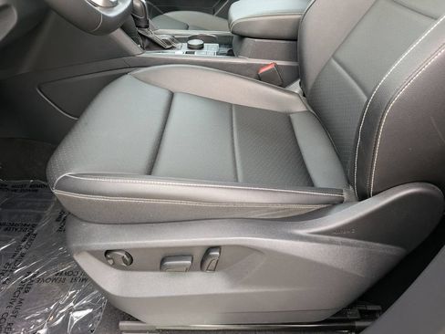Certified 2023 Volkswagen Atlas SE w/ Panoramic Sunroof Package AWD/4WD image 19
