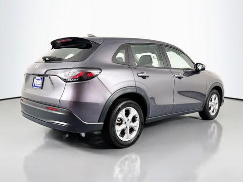 Certified 2023 Honda HR-V LX image 5