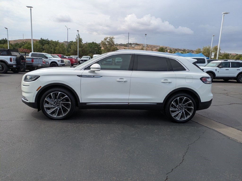 Used 2022 Lincoln Nautilus Reserve w/ Equipment Group 202A AWD/4WD image 6