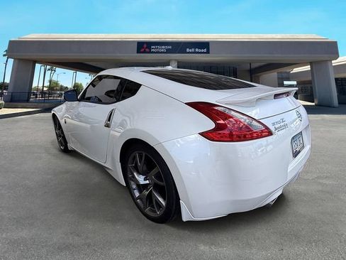 Used 2013 Nissan 370Z Touring w/ Sport Pkg RWD image 8