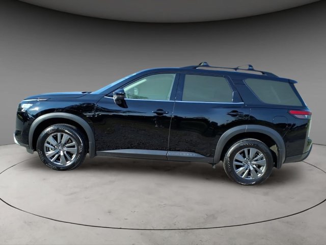 Certified 2025 Nissan Pathfinder SV FWD image 13