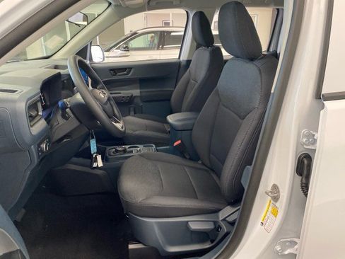 New 2025 Ford Maverick XL w/ Equipment Group 101A image 15