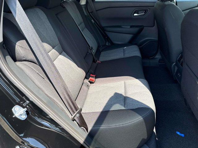 New 2026 Nissan Rogue SV FWD image 10