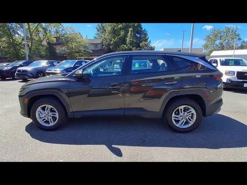 Certified 2025 Hyundai Tucson SE AWD/4WD image 33