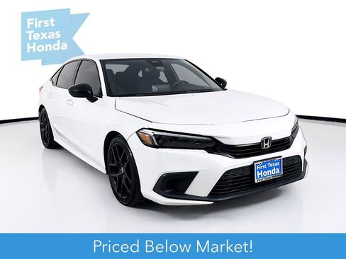 Used 2022 Honda Civic Sport image 1