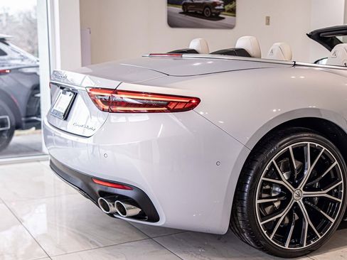 New 2026 Maserati GranCabrio Modena image 12