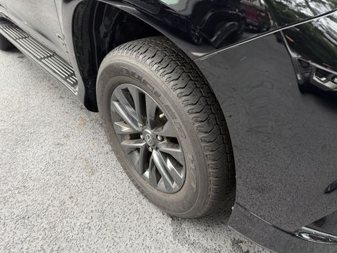 Certified 2023 Lexus GX 460 Premium AWD/4WD image 11