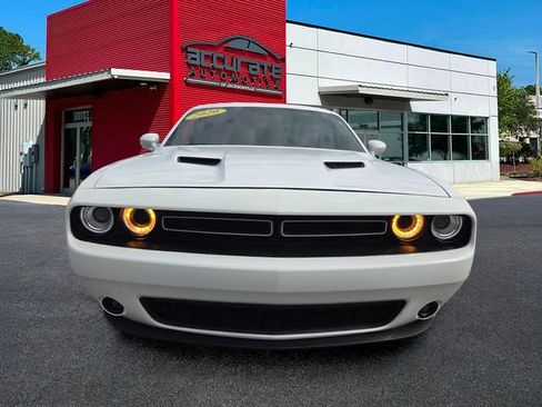Used 2020 Dodge Challenger R/T RWD image 8