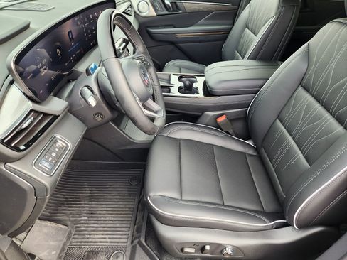 New 2026 Buick Enclave Avenir w/ Super Cruise Package image 16