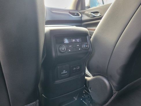 Used 2023 GMC Acadia Denali w/ Denali Ultimate Package image 31