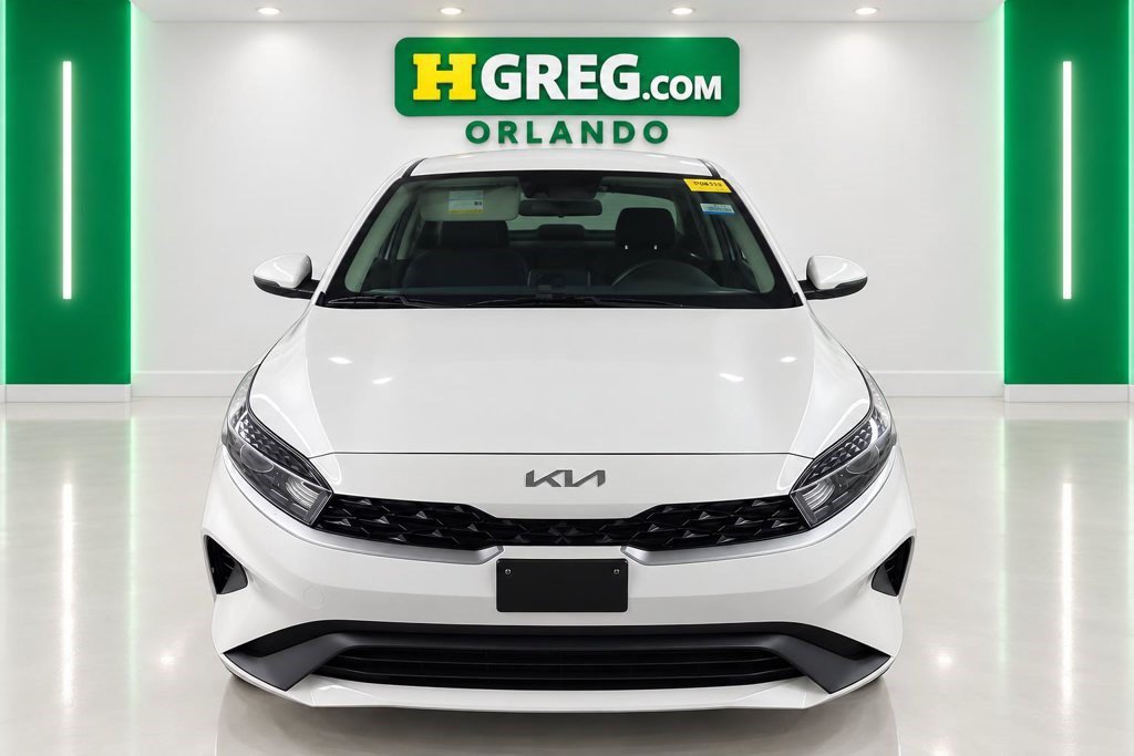 Used 2023 Kia Forte LXS w/ LXS Technology Package FWD image 6