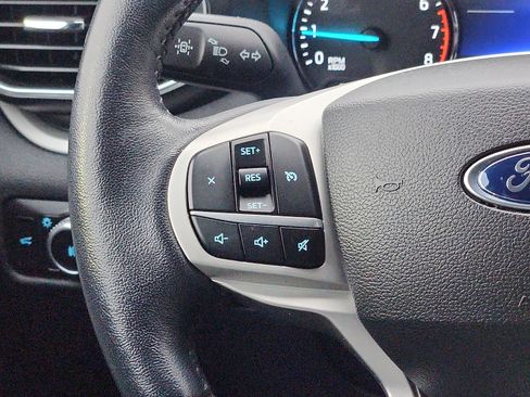 Used 2023 Ford Explorer XLT w/ Equipment Group 202A image 15