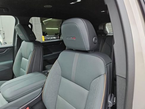 New 2026 GMC Acadia AT4 AWD/4WD image 20