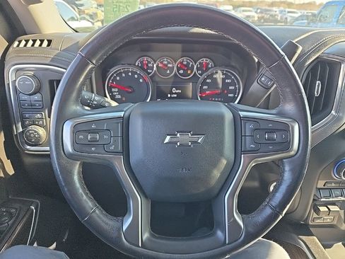 Used 2021 Chevrolet Silverado 1500 LT Trail Boss w/ Convenience Package II image 13