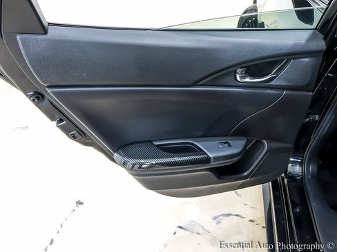 Used 2018 Honda Civic Sport image 24