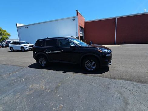 Used 2023 Nissan Rogue S AWD/4WD image 1