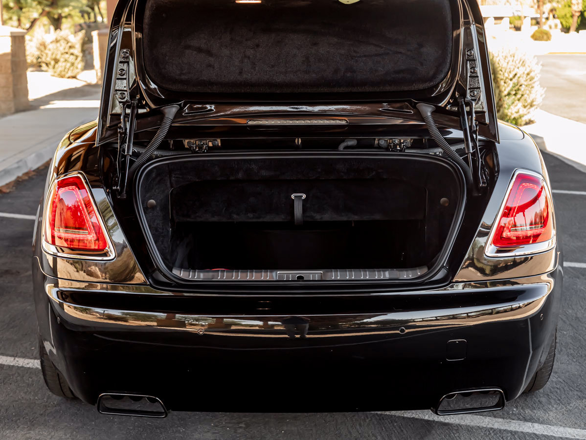Certified 2018 Rolls-Royce Dawn RWD image 29