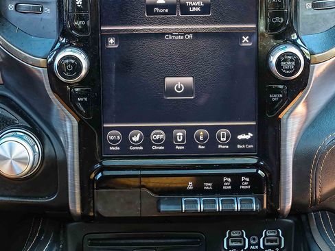 Used 2019 RAM 1500 Limited AWD/4WD image 12