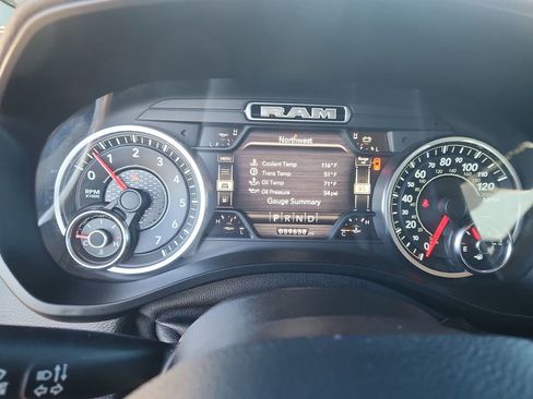 Used 2020 RAM 1500 Laramie image 22