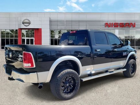 Used 2018 RAM 2500 Laramie w/ Convenience Group image 4