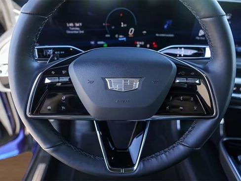 Certified 2025 Cadillac Lyriq Sport image 11