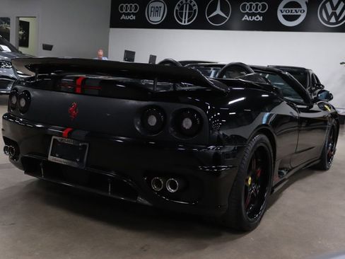 Used 2004 Ferrari 360 Spider image 10