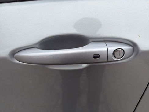 Certified 2022 Jeep Compass Limited image 29