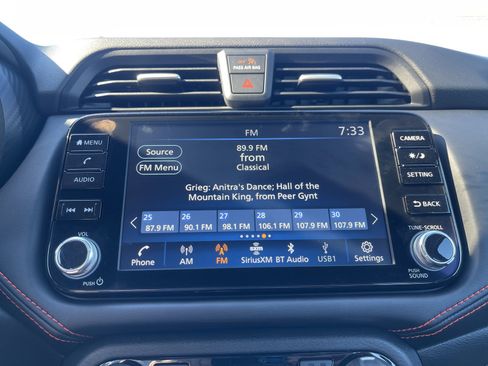 New 2025 Nissan Versa SR image 21