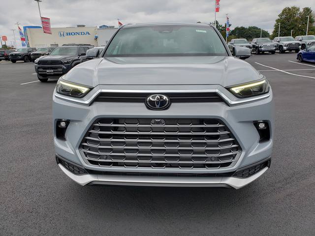 New 2026 Toyota Grand Highlander AWD Hybrid image 2