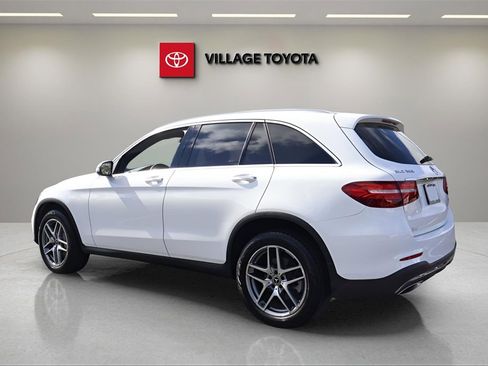 Used 2019 Mercedes-Benz GLC 300 image 3