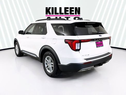 New 2025 Ford Explorer Active w/ Active Comfort Package image 5