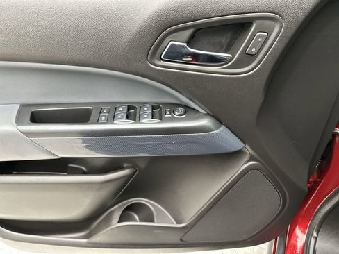 Used 2018 Chevrolet Colorado Z71 image 13