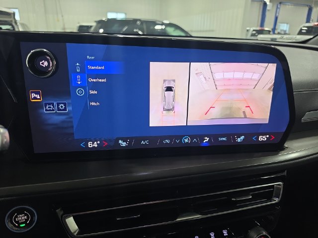 Used 2026 Chevrolet Traverse LT w/ Driver Confidence Package AWD/4WD image 14