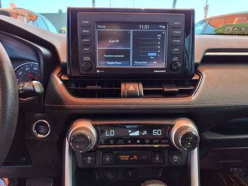 Used 2021 Toyota RAV4 XLE w/ Convenience Package FWD image 24